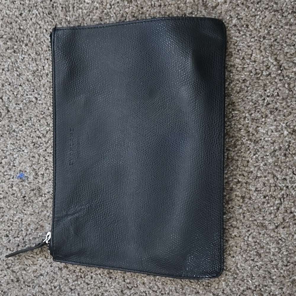 Everlane Black Leather Pouch – Minimalist Classic, Well Loved